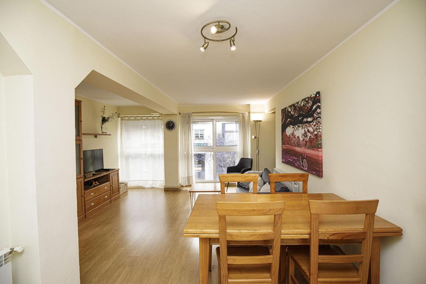 Apartament Apartamento Centrico En Girona Zewnętrze zdjęcie